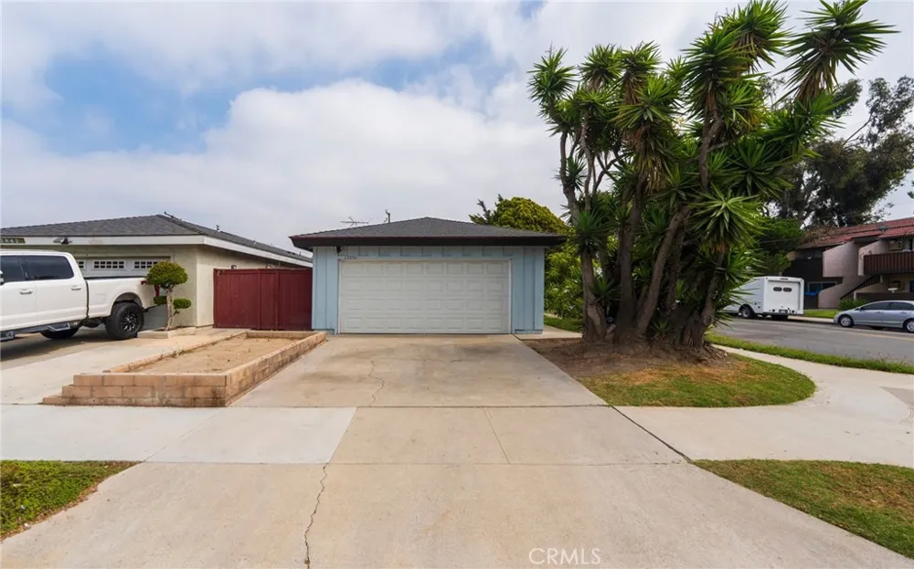 12852 Court Garden Grove, CA 92841