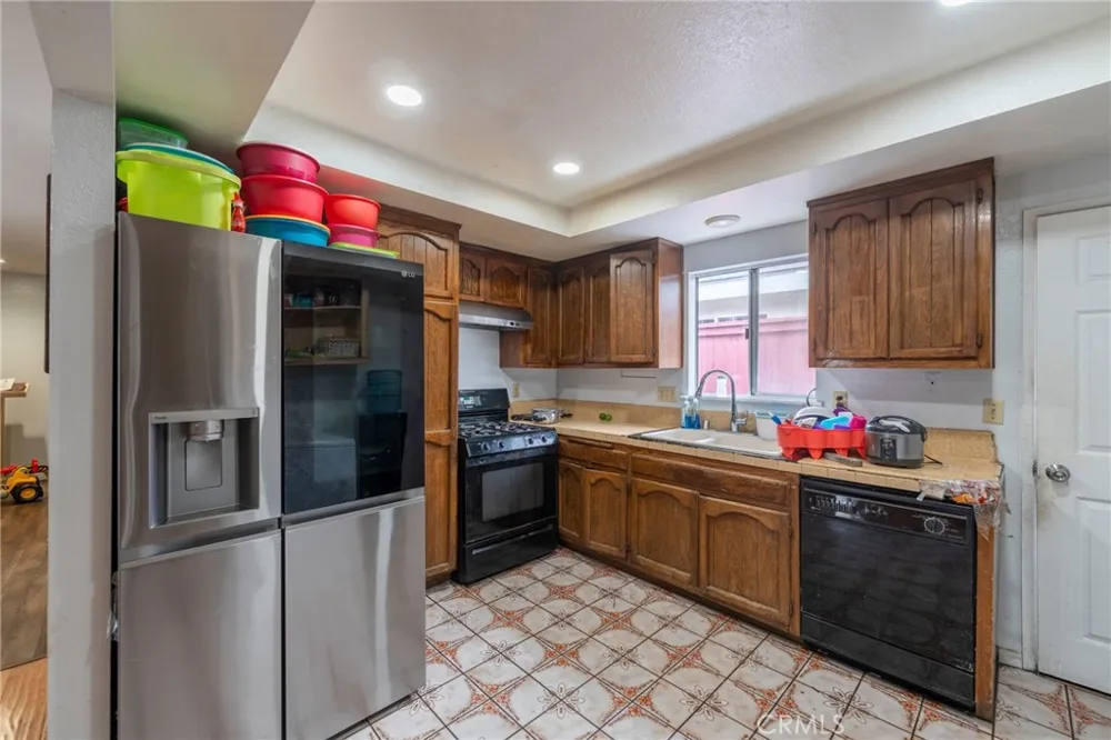 12852 Court Garden Grove, CA 92841