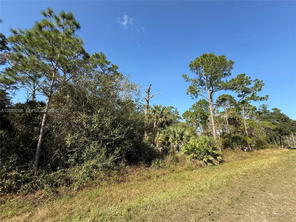 740 S LINDERO ST Clewiston, FL 33440