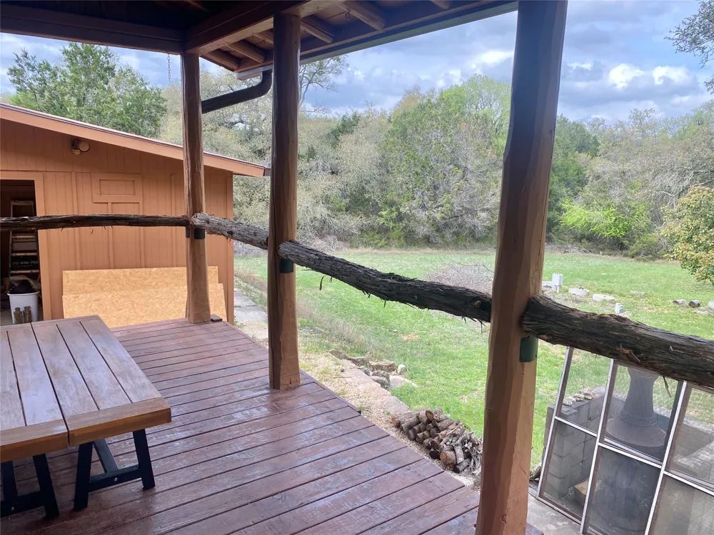 623 Appaloosa Drive Fischer, TX 78623