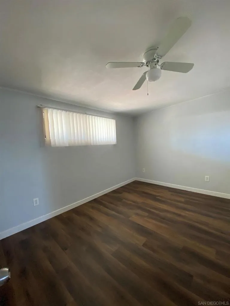 532 1st St #I El Cajon, CA 92021