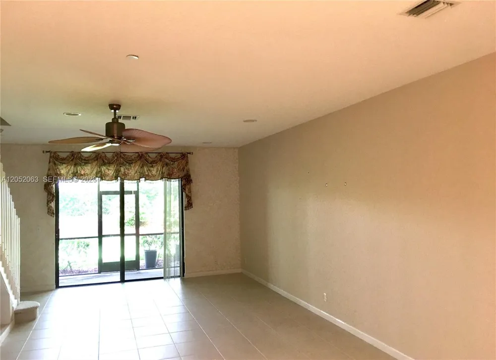 4258 Vineyard Cir Weston, FL 33332