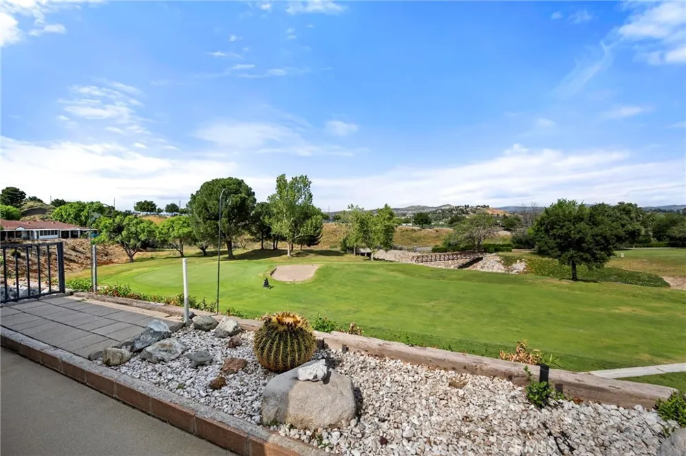 19309 Flowers Court Newhall, CA 91321