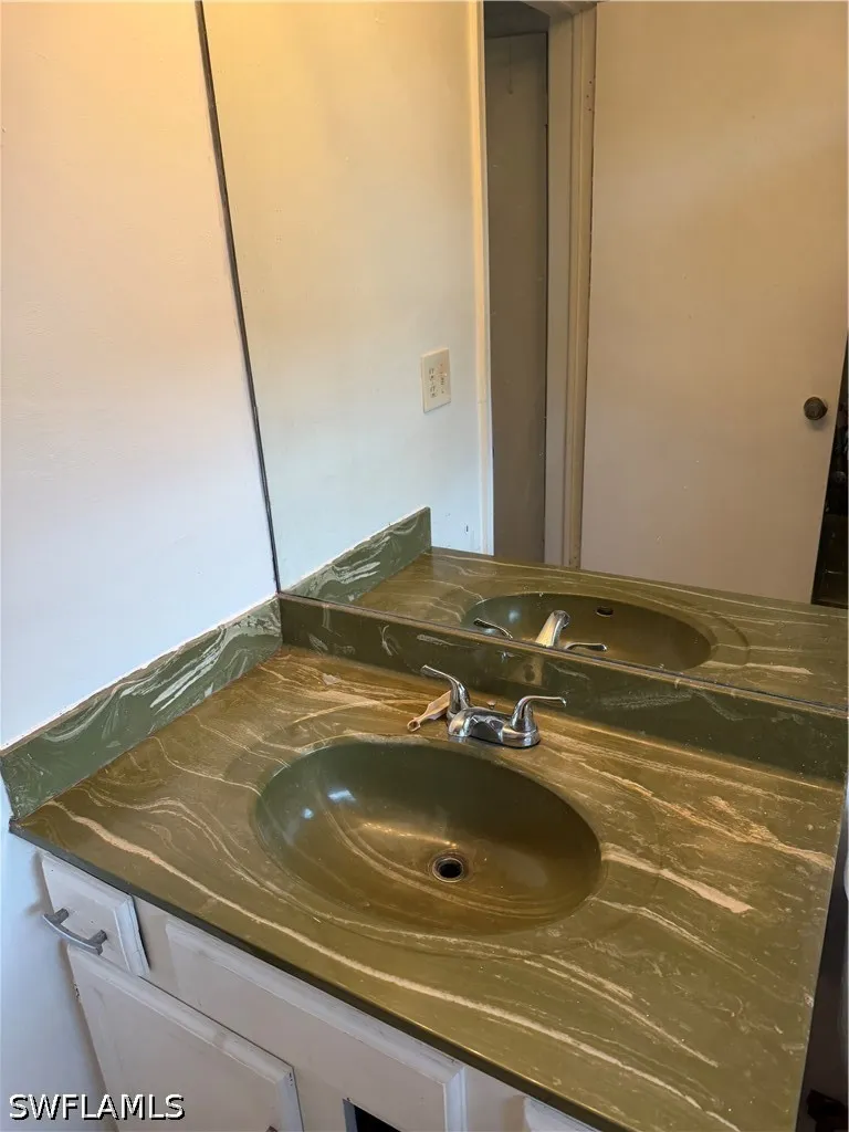 42nd Street SW Naples, FL 34116