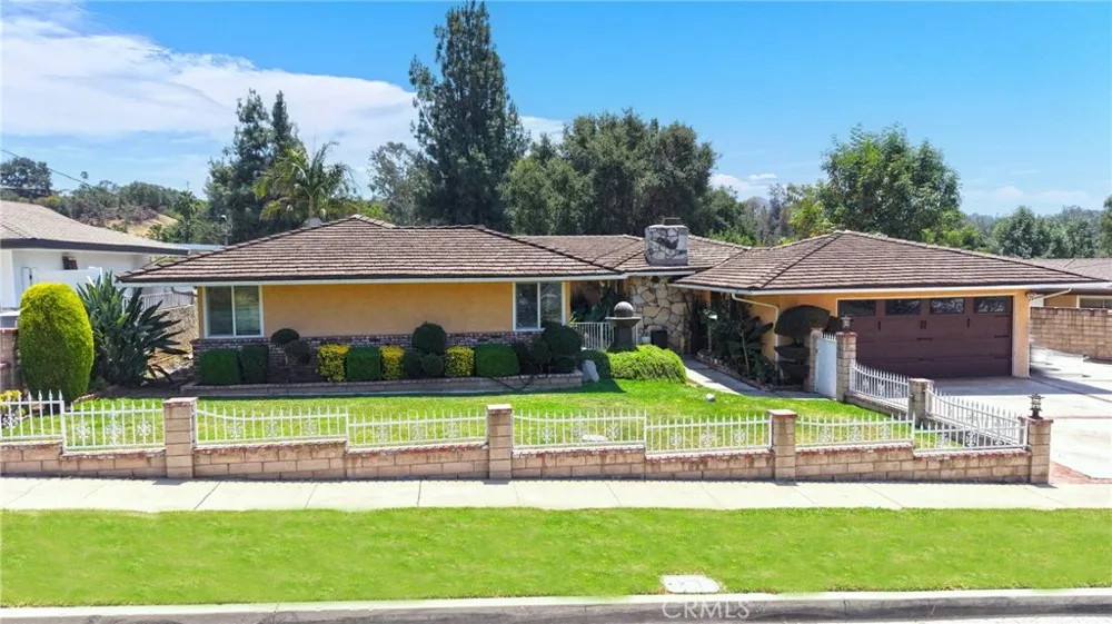 512 S Shouse Covina, CA 91724