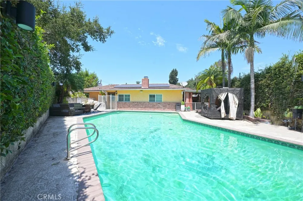 512 S Shouse Covina, CA 91724