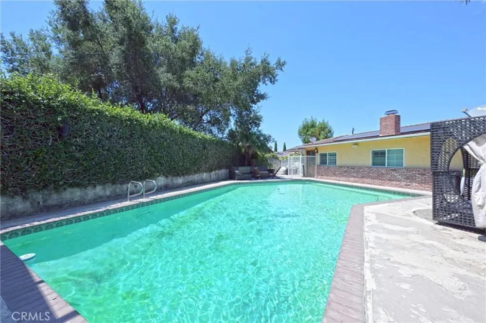 512 S Shouse Covina, CA 91724