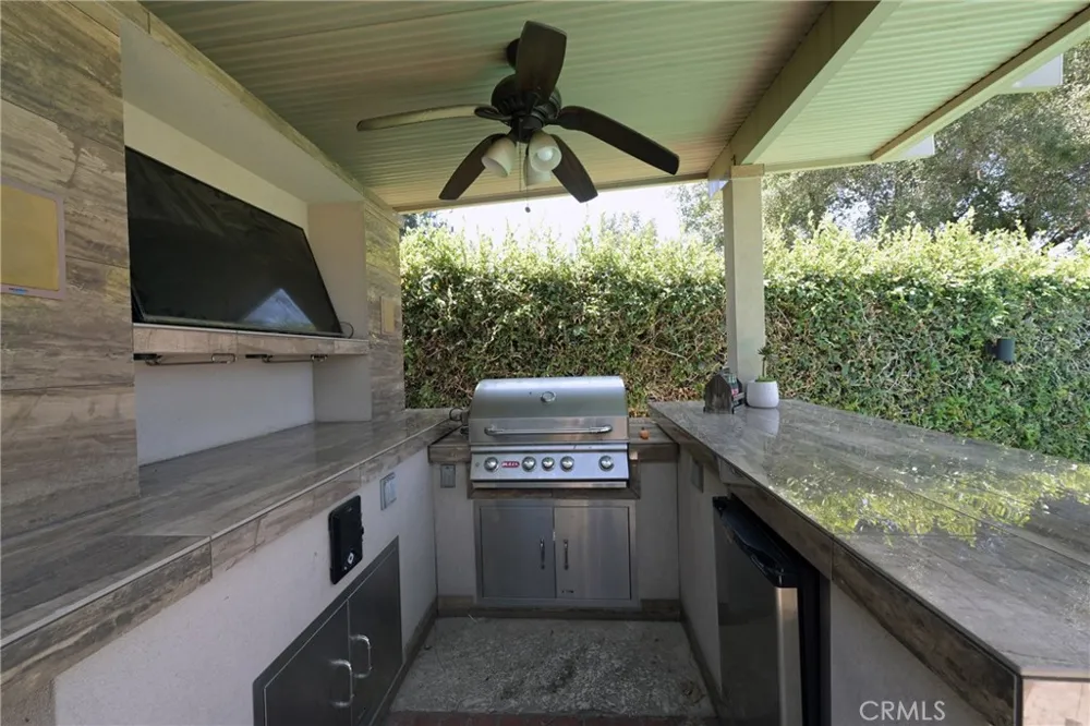 512 S Shouse Covina, CA 91724