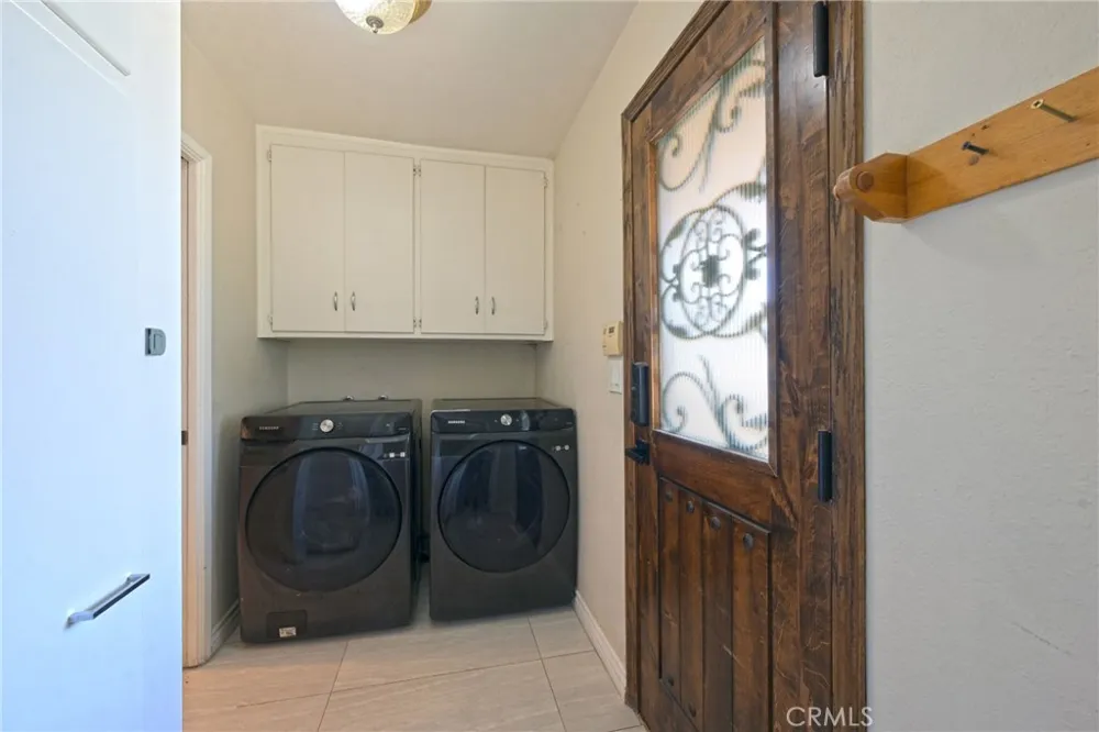 512 S Shouse Covina, CA 91724