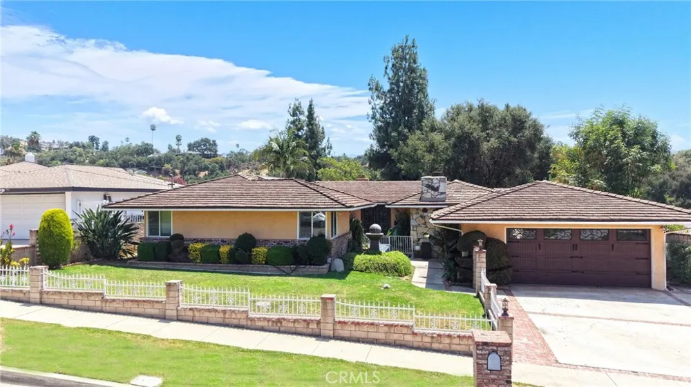 512 S Shouse Covina, CA 91724