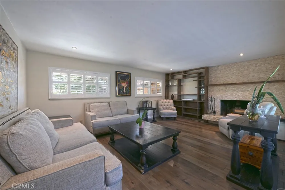 512 S Shouse Covina, CA 91724