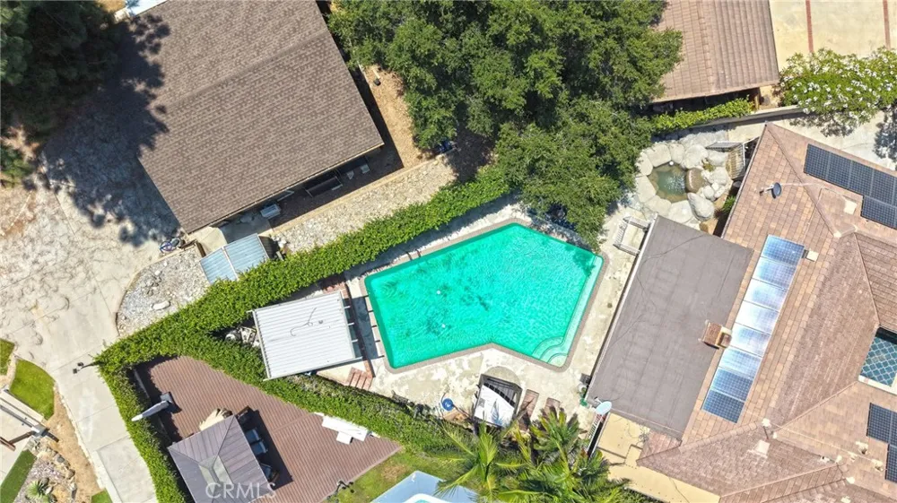 512 S Shouse Covina, CA 91724