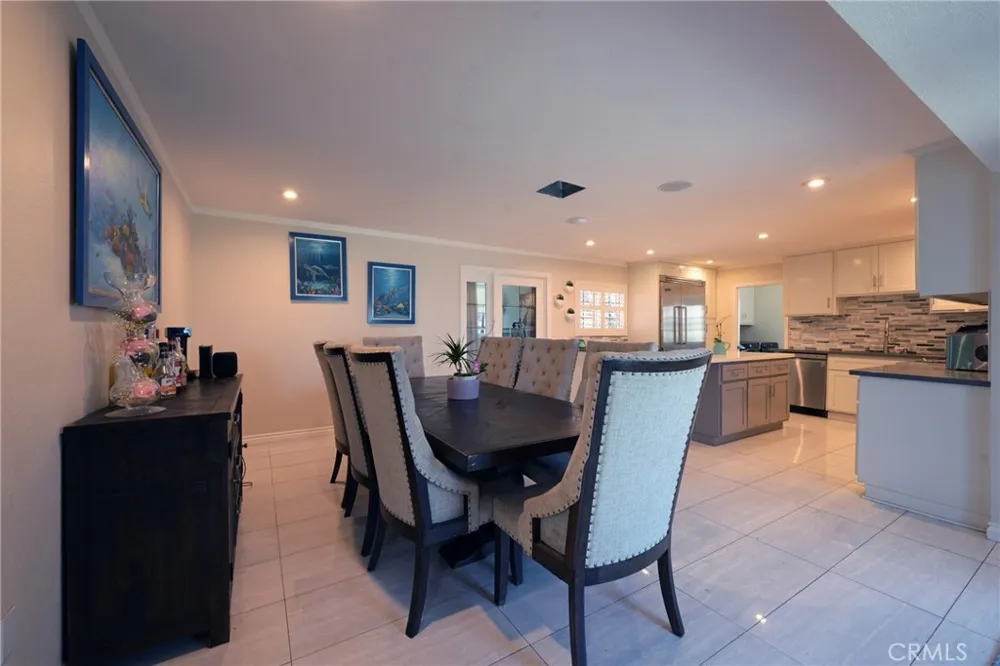 512 S Shouse Covina, CA 91724