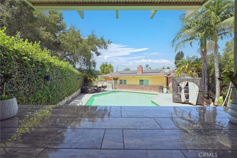 512 S Shouse Covina, CA 91724