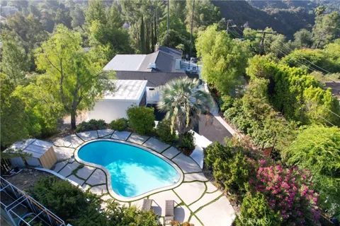 2600 Topanga Skyline