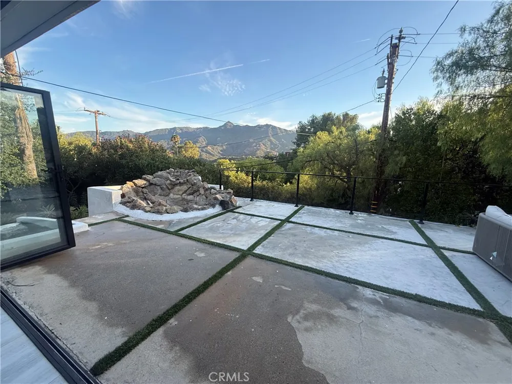 2600 Topanga Skyline Topanga, CA 90290