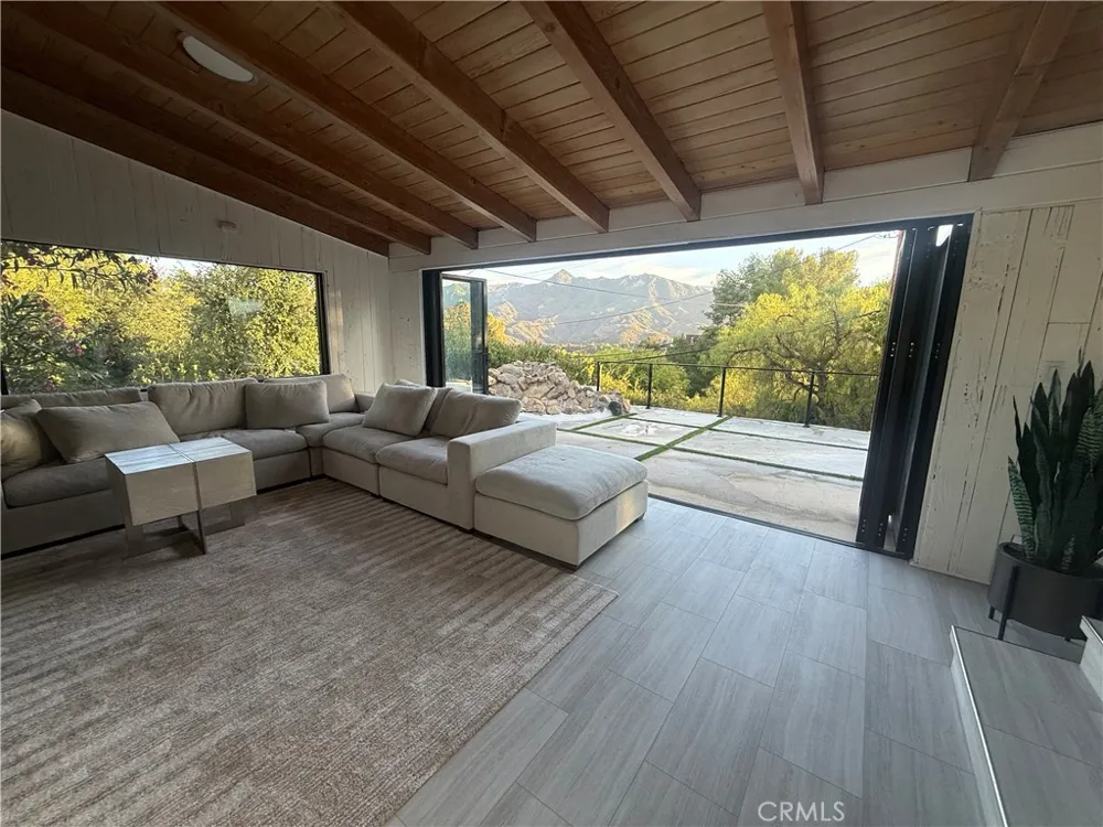 2600 Topanga Skyline Topanga, CA 90290