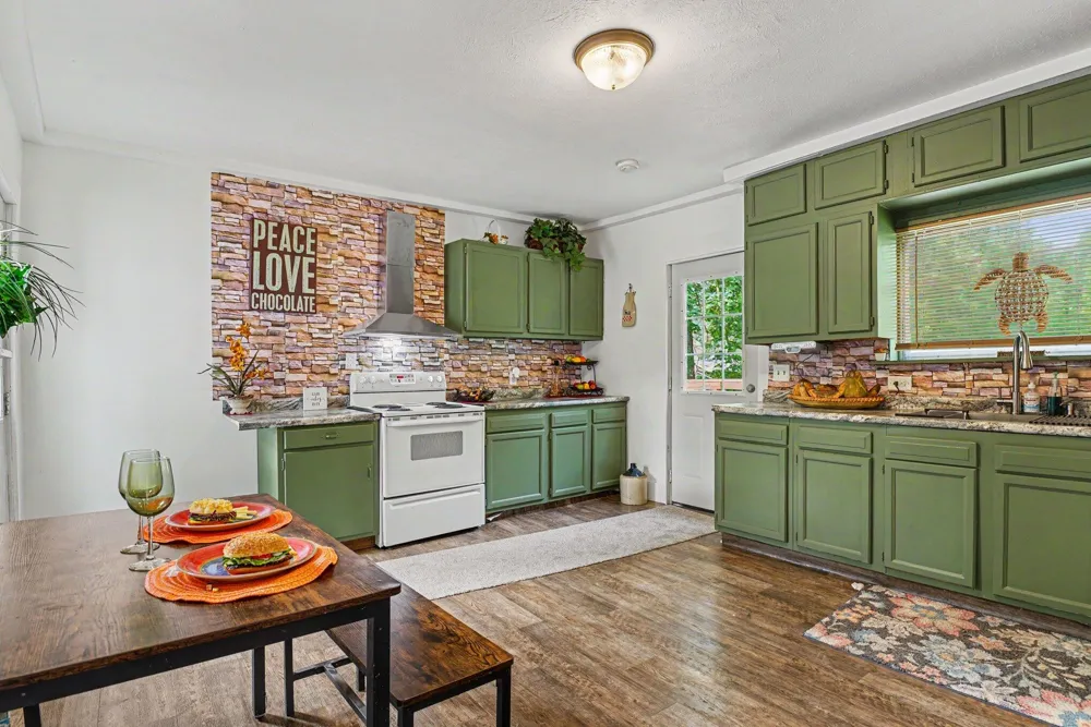 212 S Lowe Street Dowagiac, MI 49047