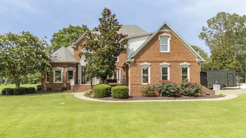 245 NELLIE LN Savannah, TN 38372