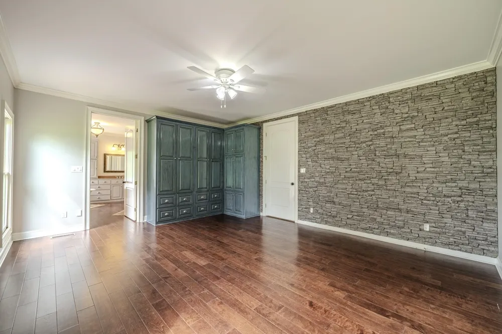 245 NELLIE LN Savannah, TN 38372