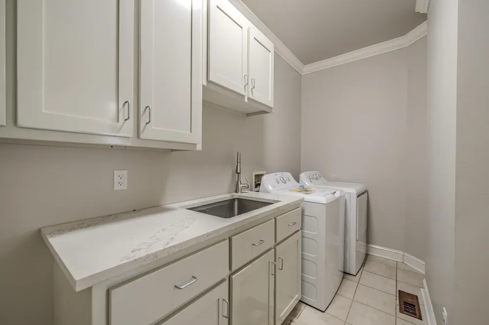 245 NELLIE LN Savannah, TN 38372