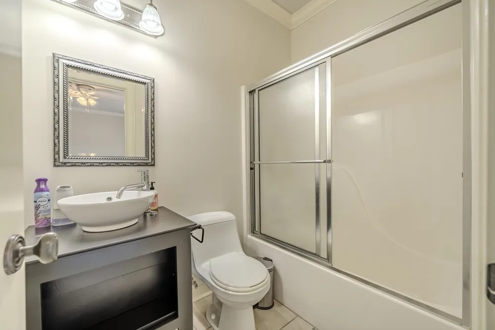 245 NELLIE LN Savannah, TN 38372