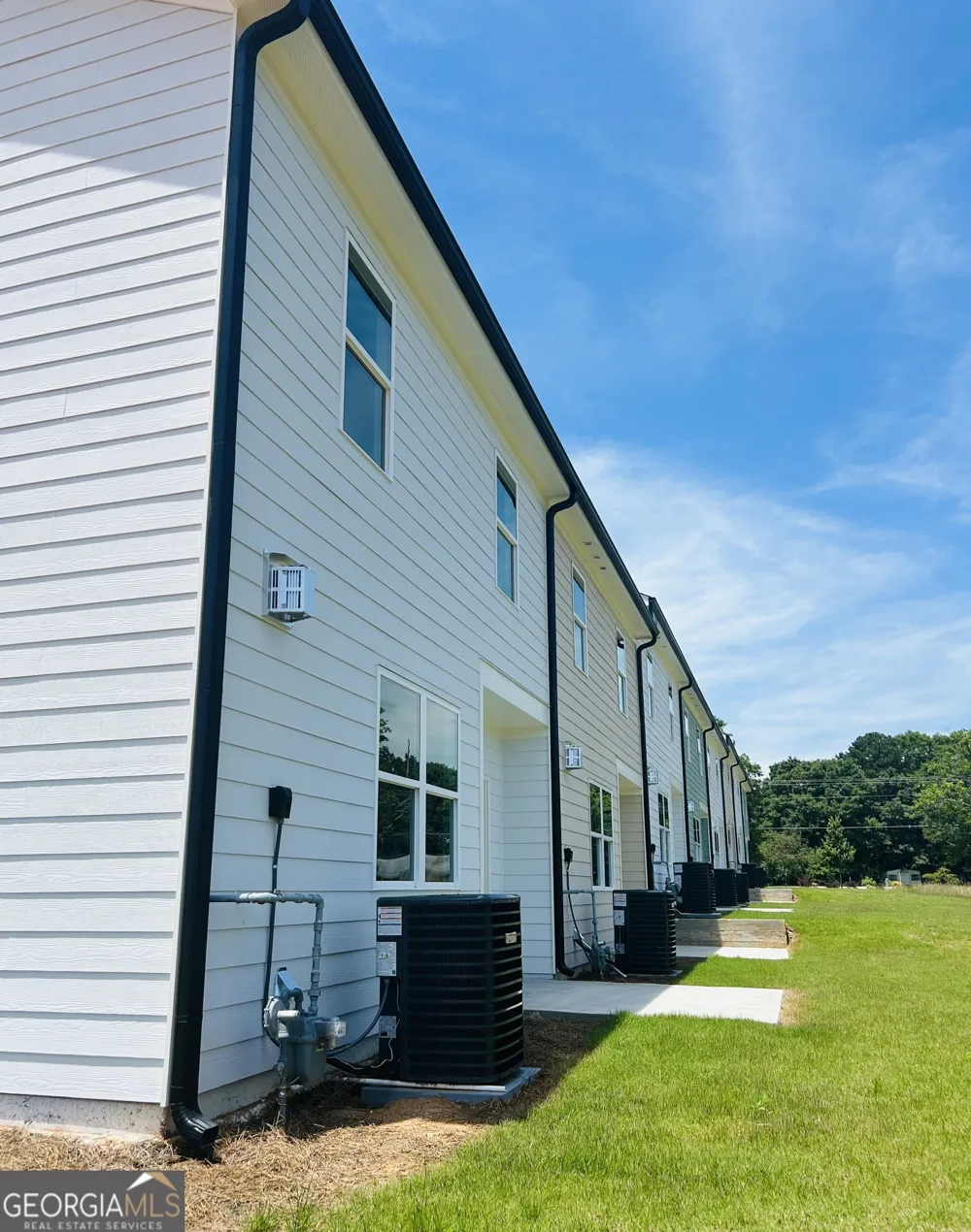 47 Crest DR Hartwell, GA 30643