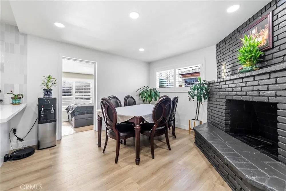 1111 Calera Covina, CA 91722