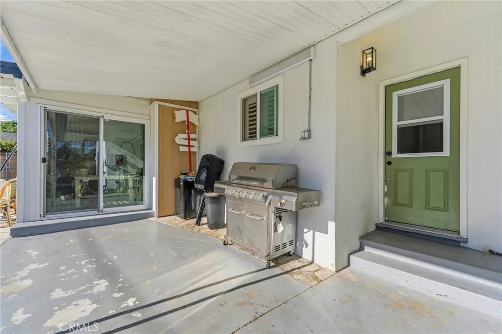 1111 Calera Covina, CA 91722