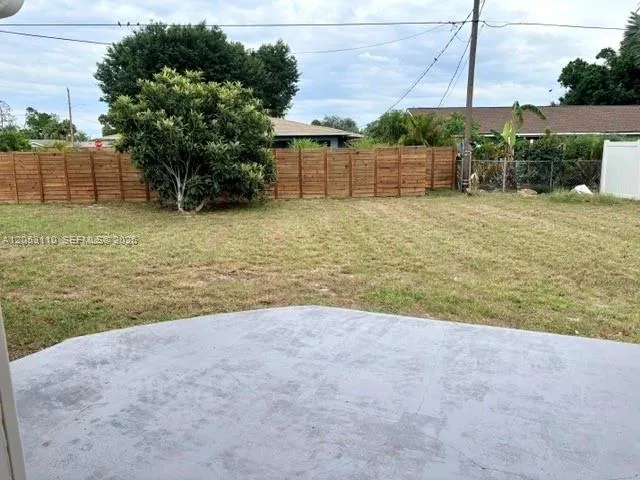 670 Bliue Lane Port Charlotte, FL 33952