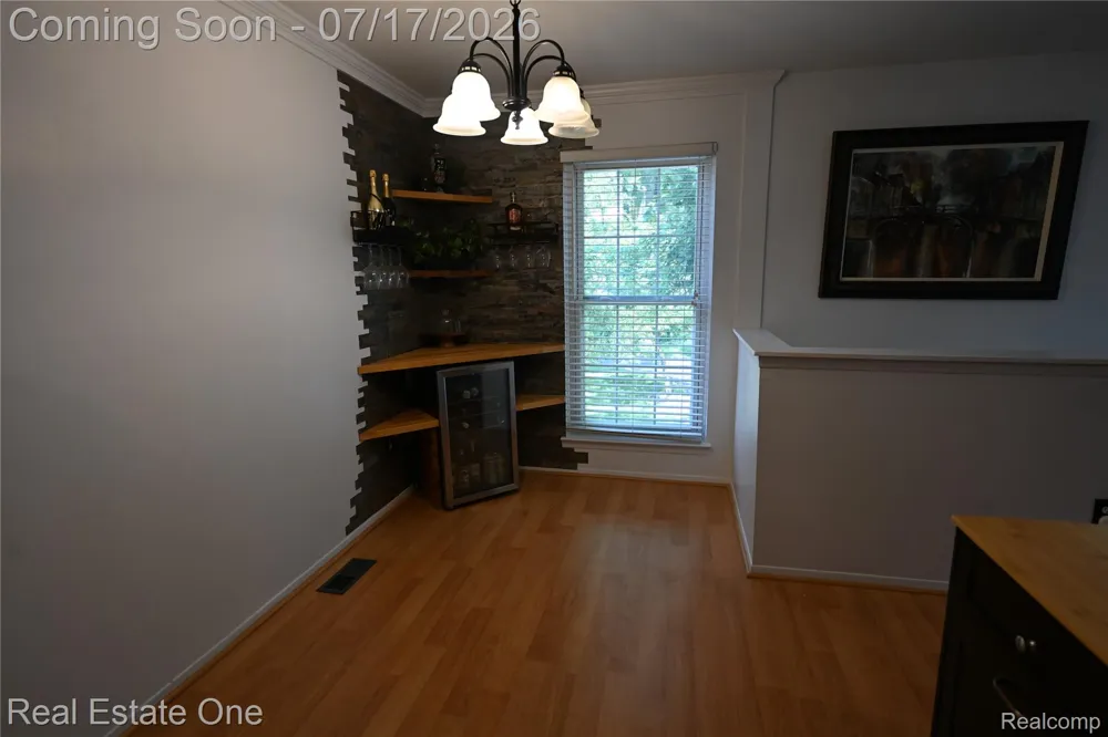 256 1st Street Rochester City, MI 48307