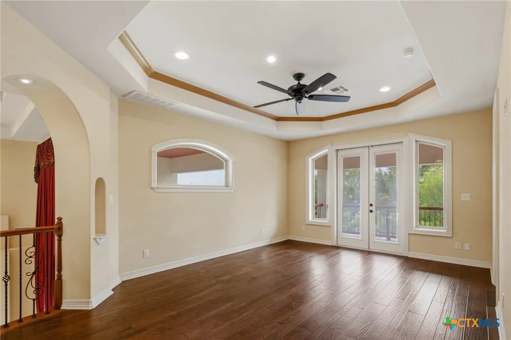 48 Post Oak Run Inez, TX 77968