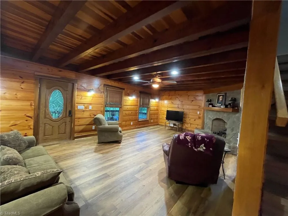 2180 Davis Road Haw River, NC 27258