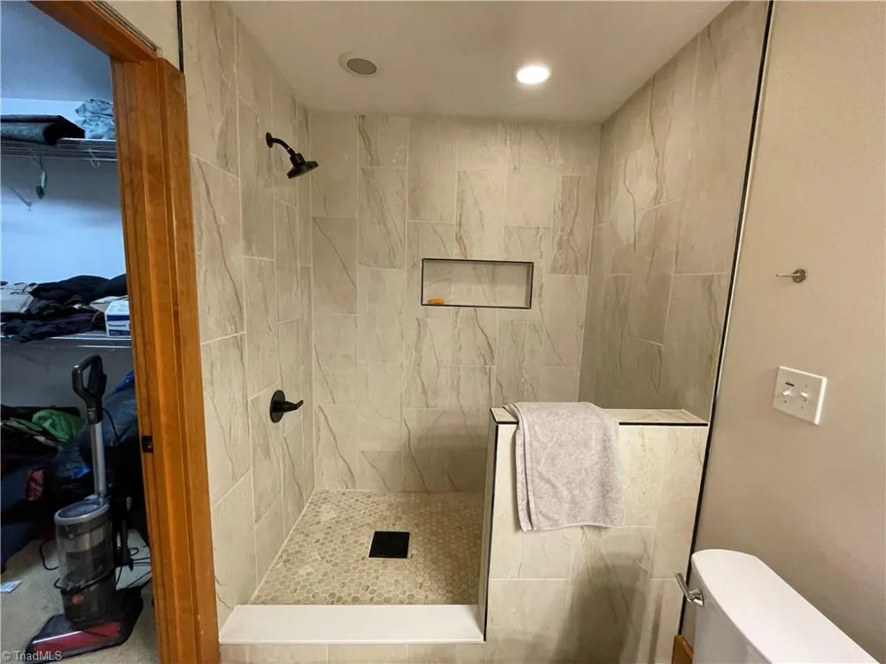 2180 Davis Road Haw River, NC 27258