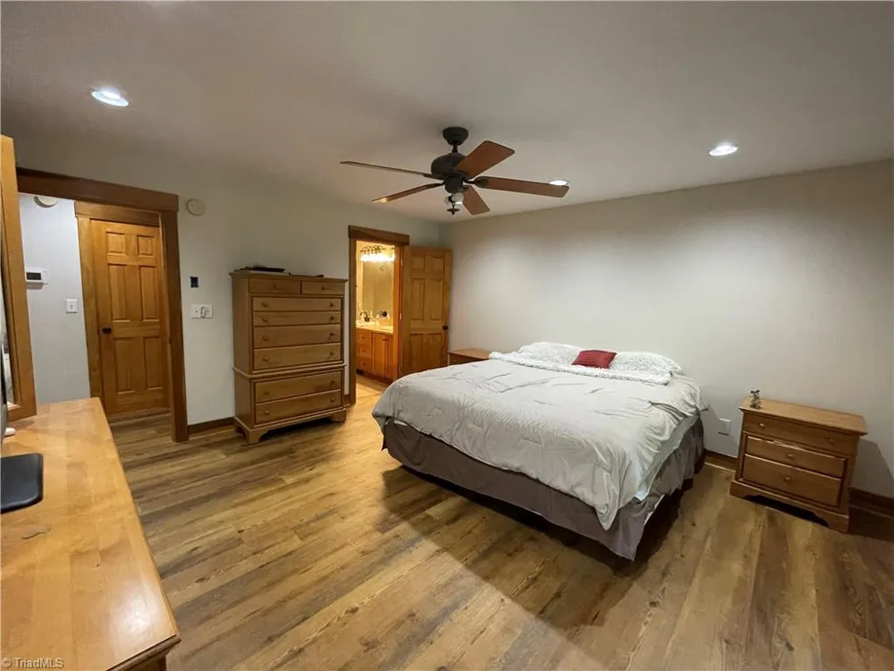 2180 Davis Road Haw River, NC 27258