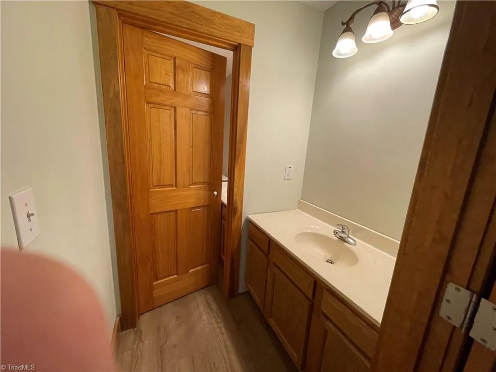 2180 Davis Road Haw River, NC 27258
