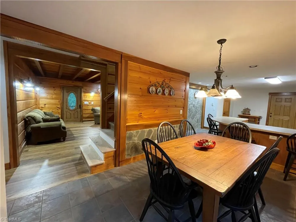 2180 Davis Road Haw River, NC 27258