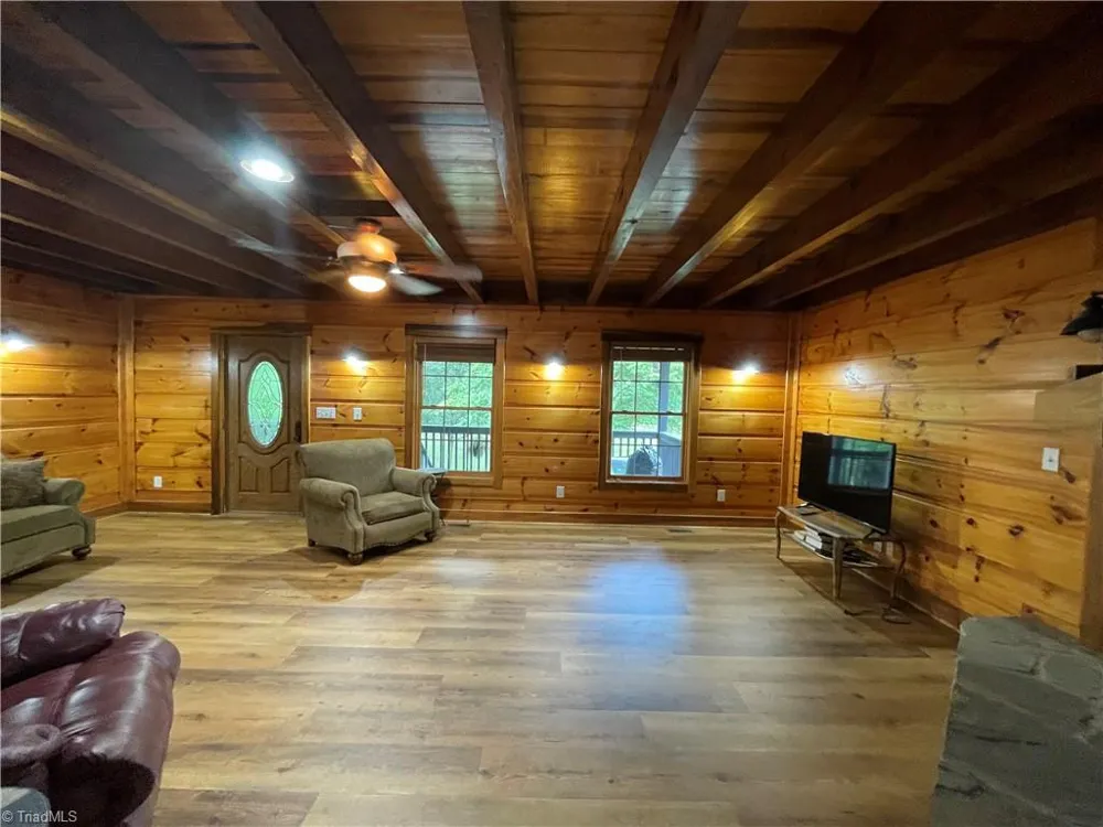2180 Davis Road Haw River, NC 27258