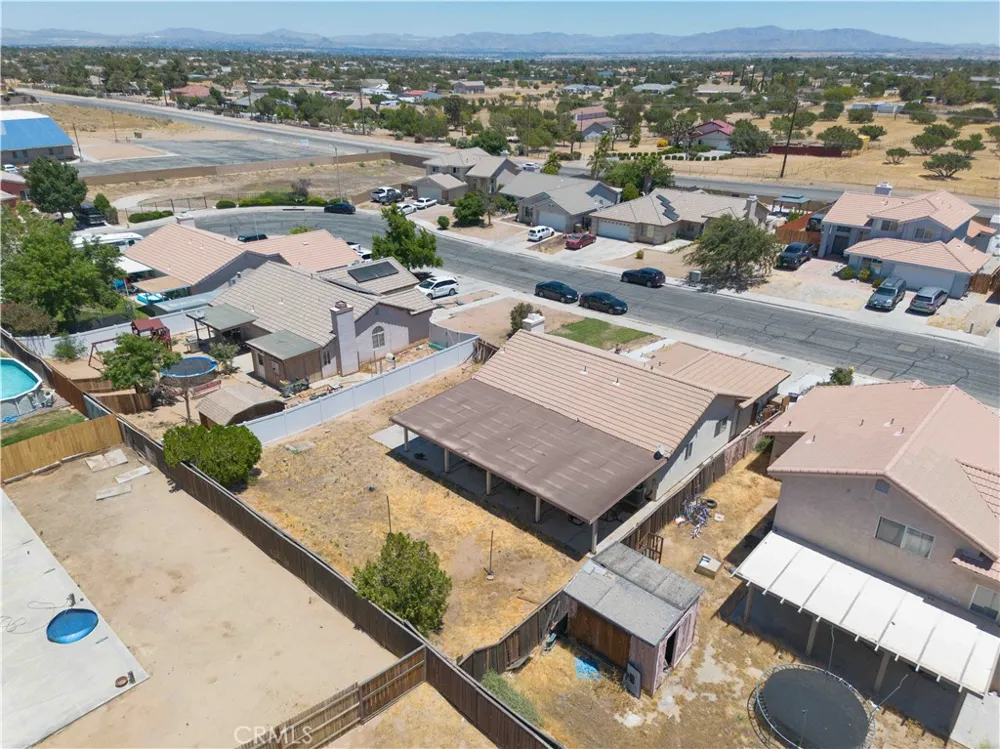 8544 Dove Creek Hesperia, CA 92344
