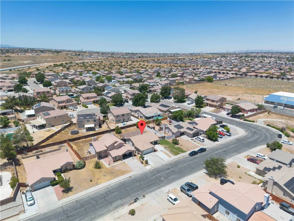 8544 Dove Creek Hesperia, CA 92344