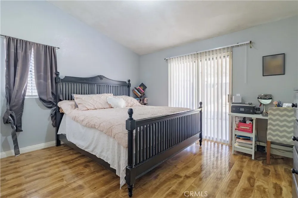 8544 Dove Creek Hesperia, CA 92344