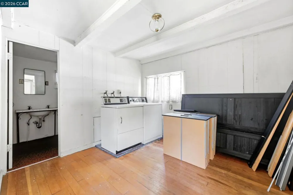 2339 Tice Valley Blvd Walnut Creek, CA 94595