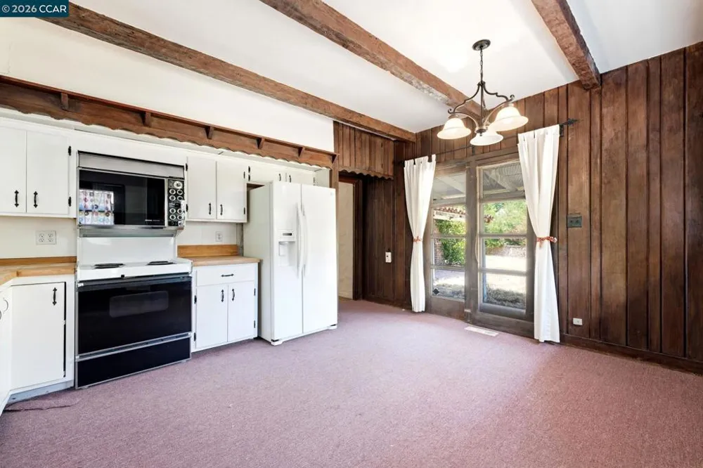 2339 Tice Valley Blvd Walnut Creek, CA 94595