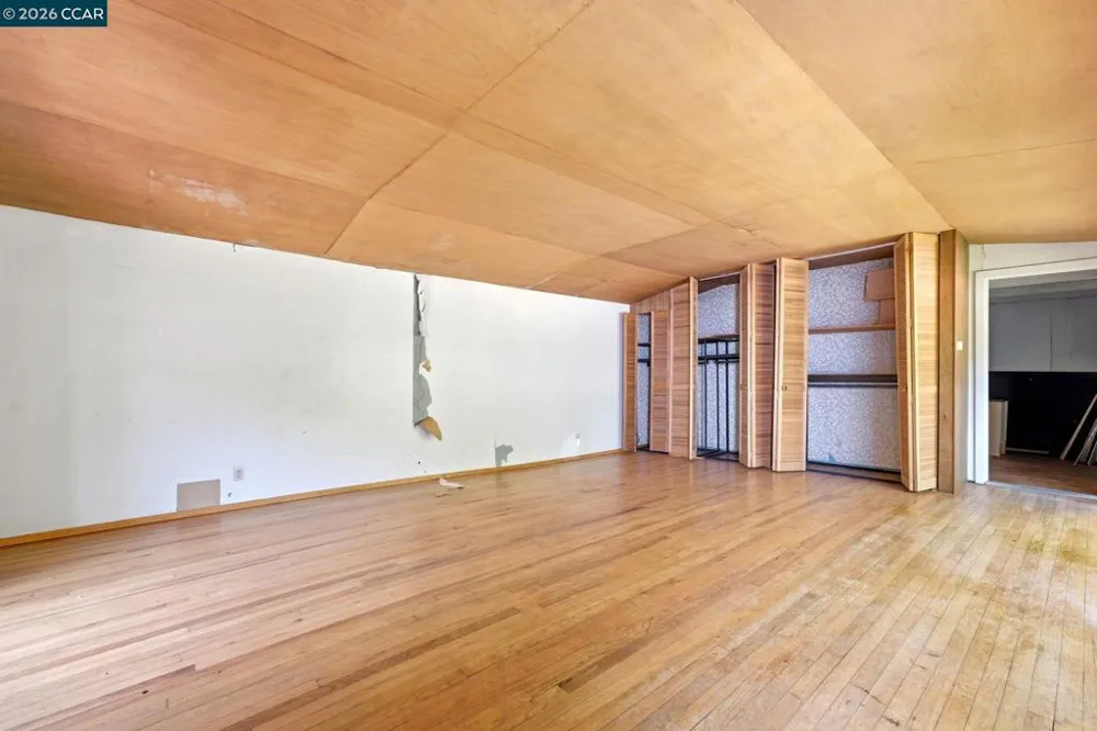 2339 Tice Valley Blvd Walnut Creek, CA 94595