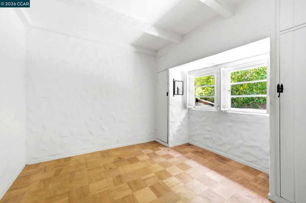 2339 Tice Valley Blvd Walnut Creek, CA 94595