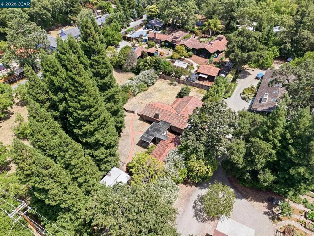 2339 Tice Valley Blvd Walnut Creek, CA 94595
