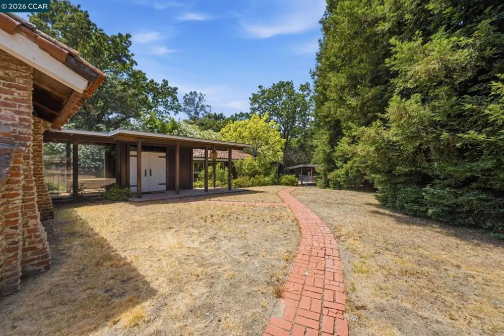 2339 Tice Valley Blvd Walnut Creek, CA 94595