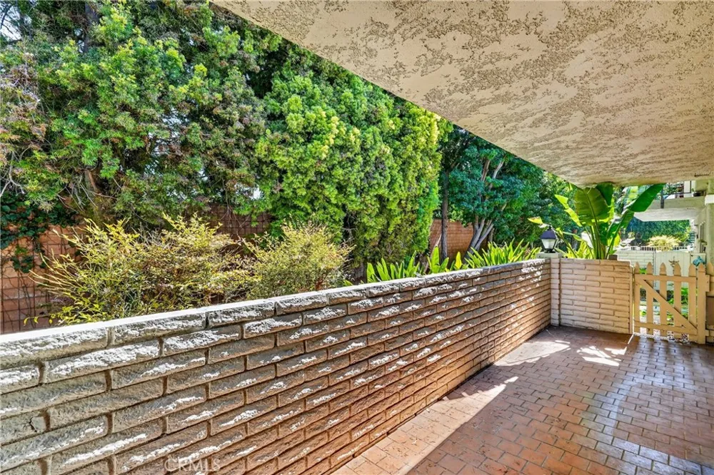 2232 Via Puerta #A Laguna Woods, CA 92637