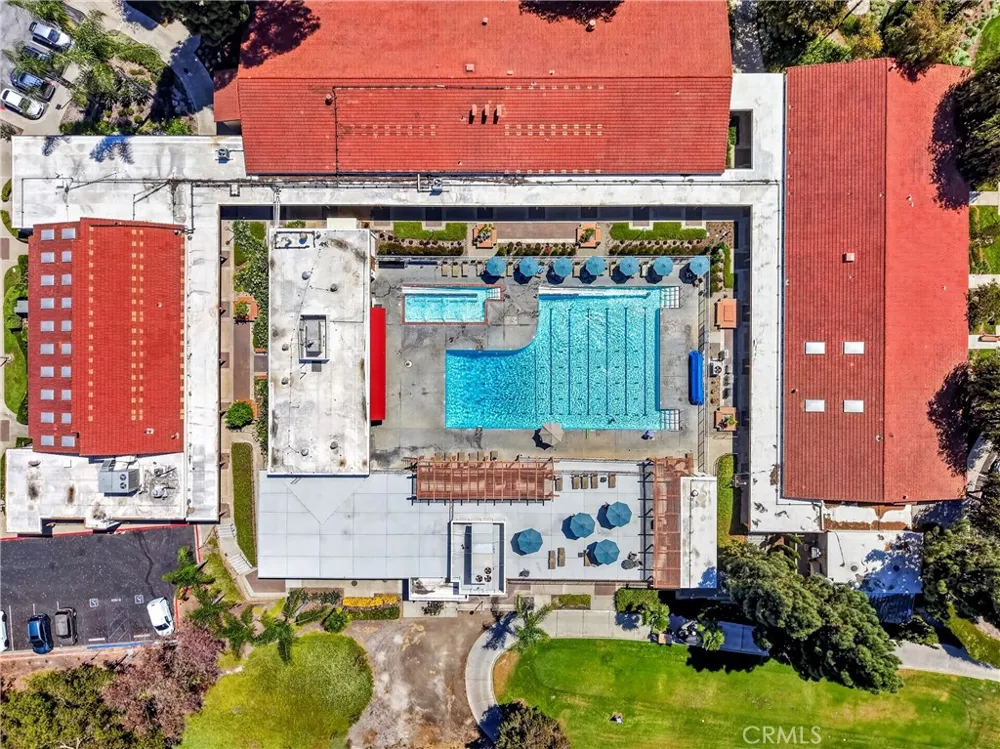 2232 Via Puerta #A Laguna Woods, CA 92637