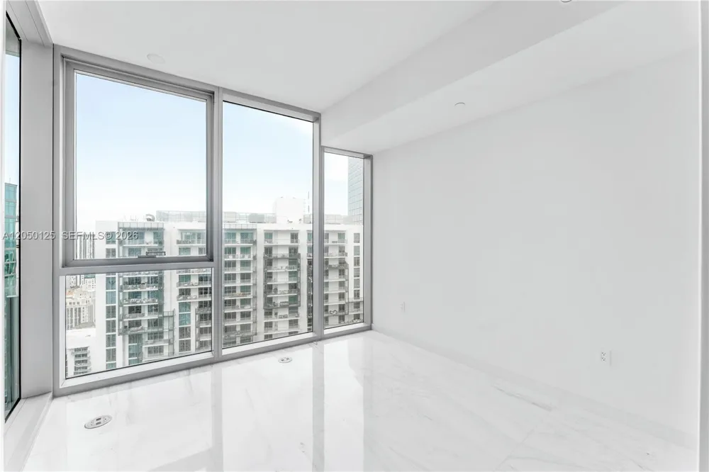 300 Biscayne Blvd Way #4309 Miami, FL 33131